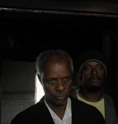 - Молодість на марші (Colossal Youth)(Pedro Costa, 2006).2-21-11.940